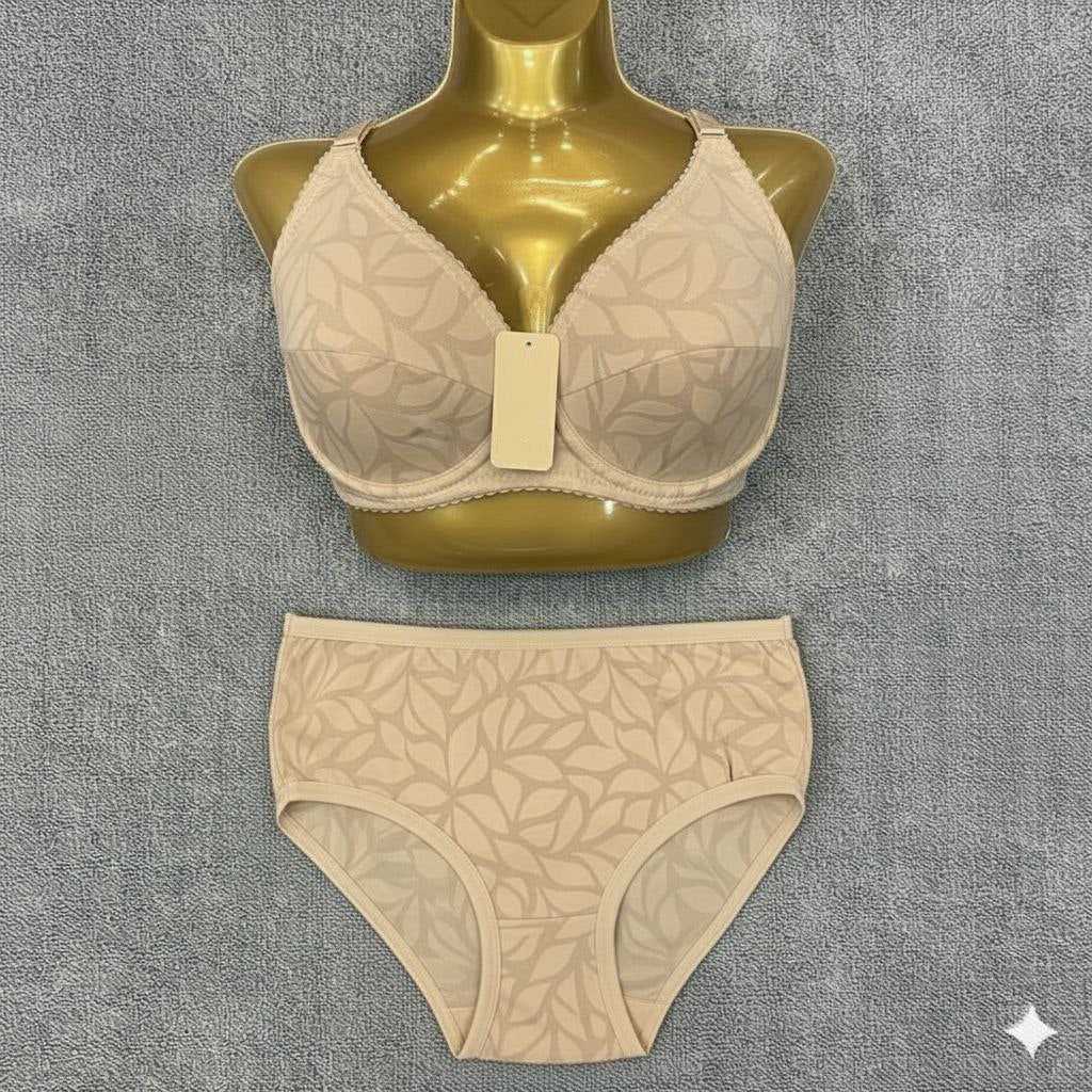 #310 - Under-Wired Non-Padded Lace Lingerie Set