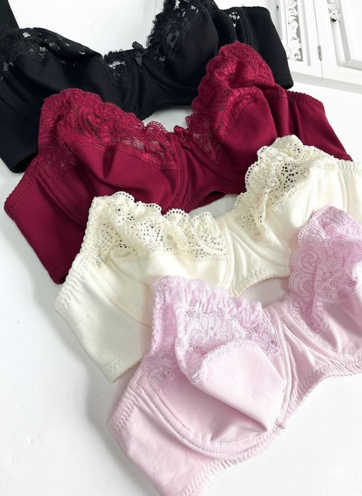 #213-  Primum Cotton Lycra Lace Under-Wired Non-Padded Bra