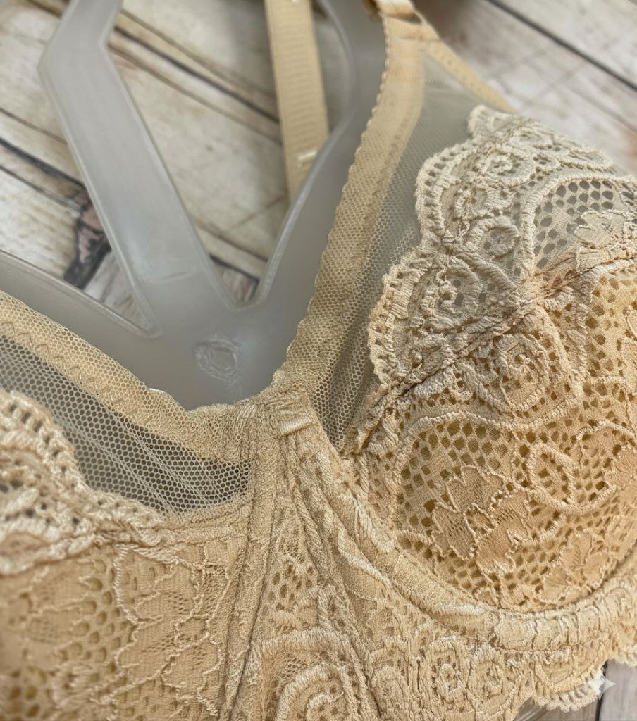 #209 - Underwired Sheer Lace Trim Bra